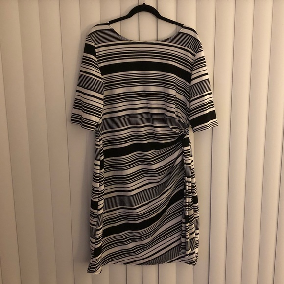 Olivia Matthews Dresses & Skirts - 🕒FINAL PRICE🕒Black-and-White Striped Dress